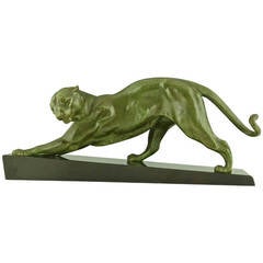 Sculpture en bronze Art Déco d'une panthère par Plagnet:: 1930