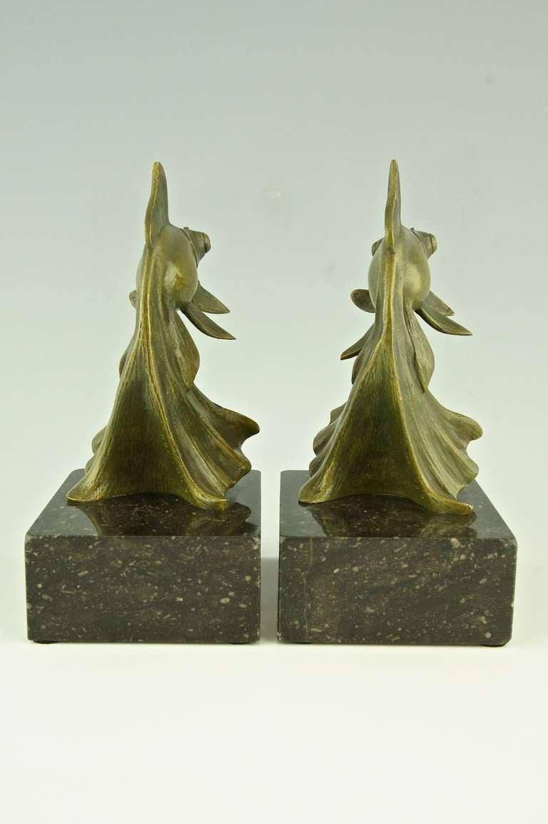 A pair of bronze Art Deco fish bookends by Georges Garreau. 1