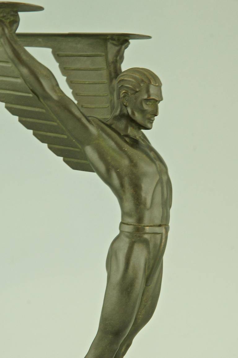 Icarus, an Art Deco Sculpture of a Winged Male Nude Attributed to Schmidt Hofer In Good Condition In Antwerp, BE