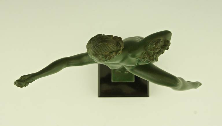 Art Deco sculpture Dancing Nude with Flowers by Fayral, Pierre Le Faguays, 1930 2