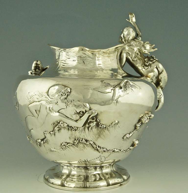 Art Nouveau Vase with Mermaid and Cupids by W. Hareng In Good Condition In Antwerp, BE