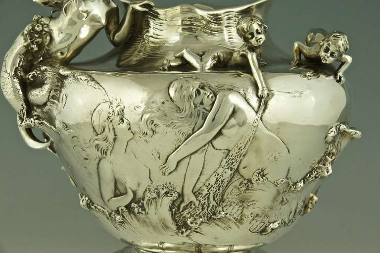 Art Nouveau Vase with Mermaid and Cupids by W. Hareng 4