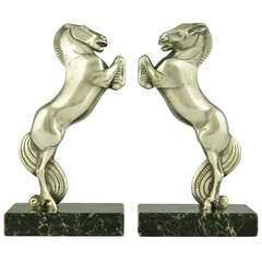 Serre-livres Art Déco en bronze argenté pour chevaux par Becquerel:: fonderie Etling.