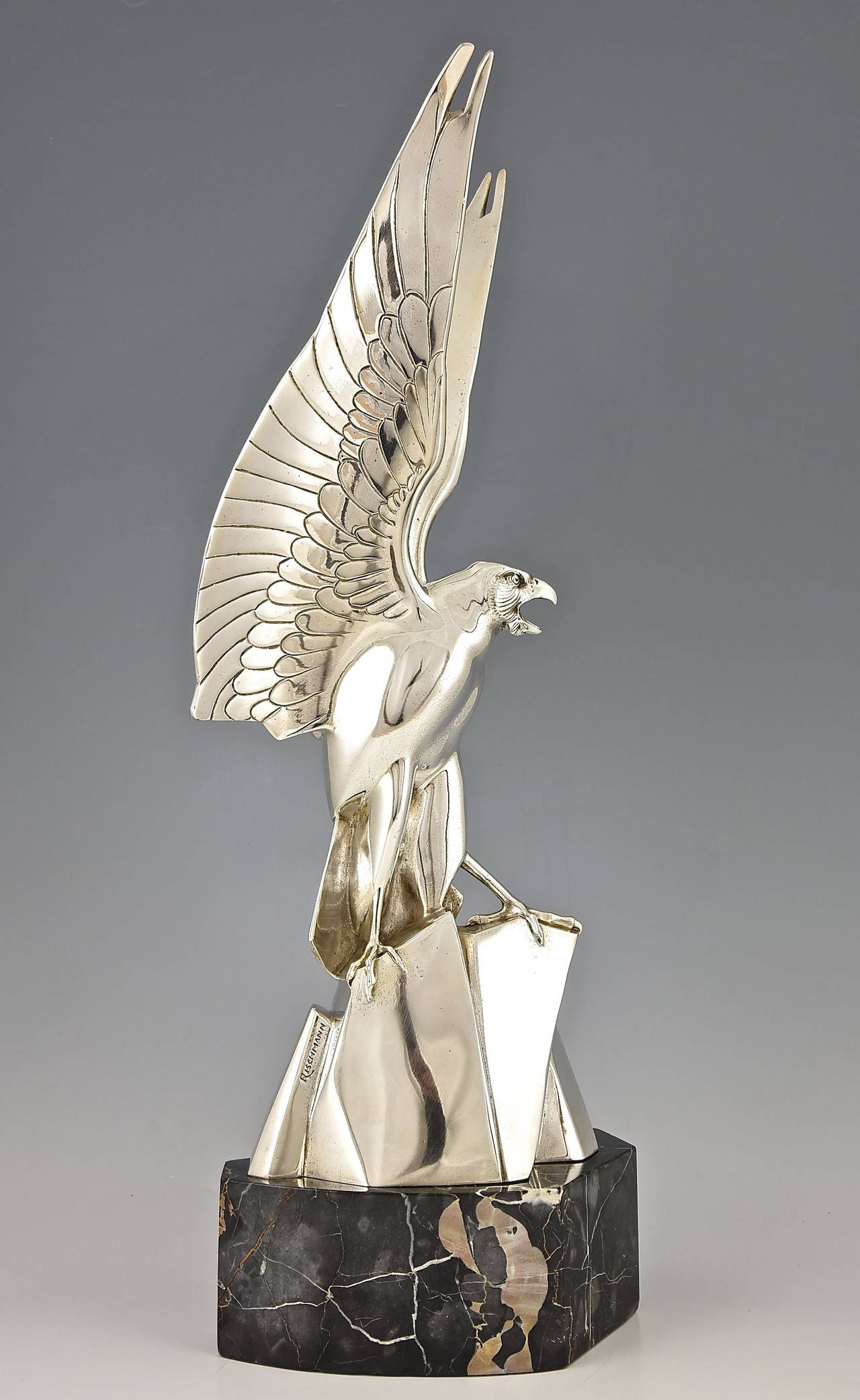 Art Deco Silvered Bronze Eagle Sculpture by Henri Rischmann 1930 In Good Condition In Antwerp, BE