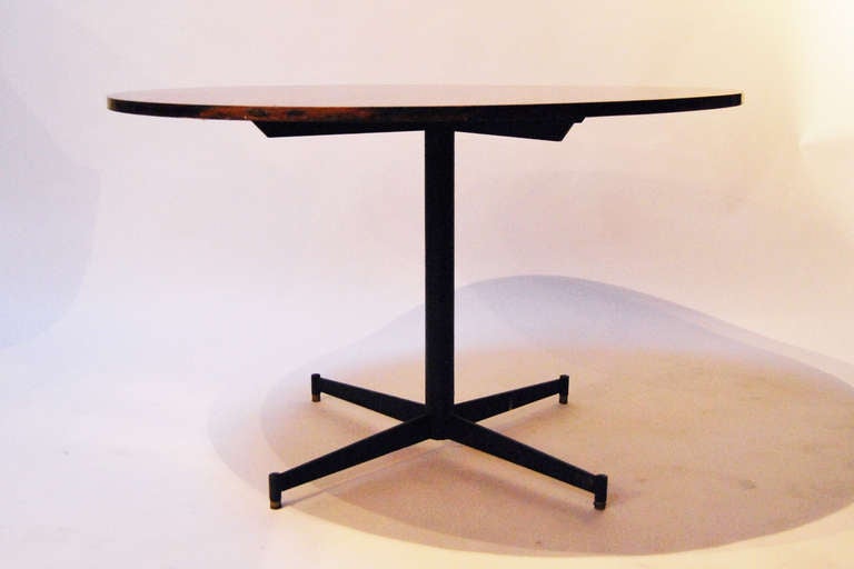 Italian Pedestal Table in the style of Ignazio Gardella