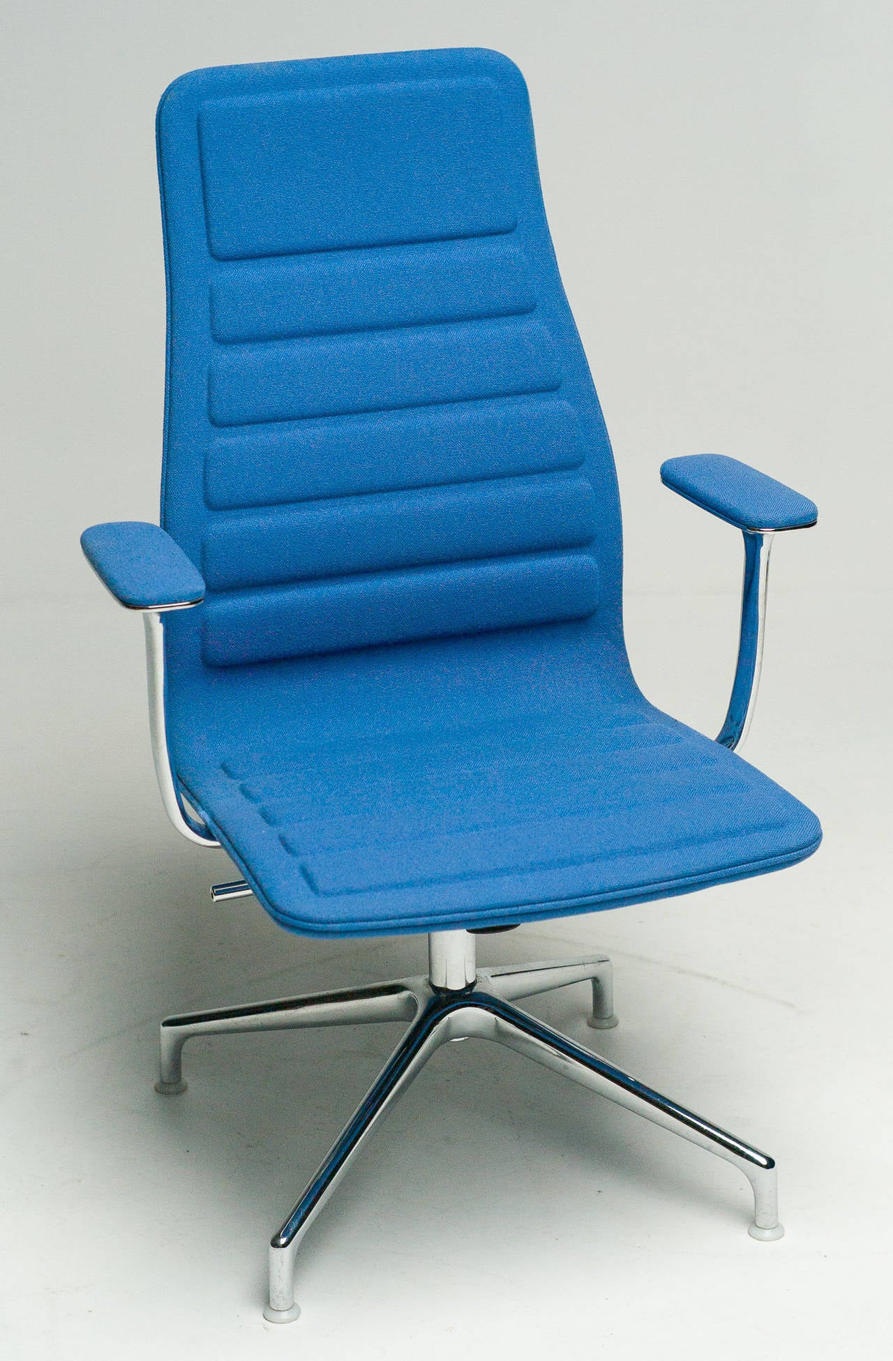 Cappellini Lotus - For Sale on 1stDibs | cappellini lotus chair, capellini  lotus chair, lotus chair cappellini