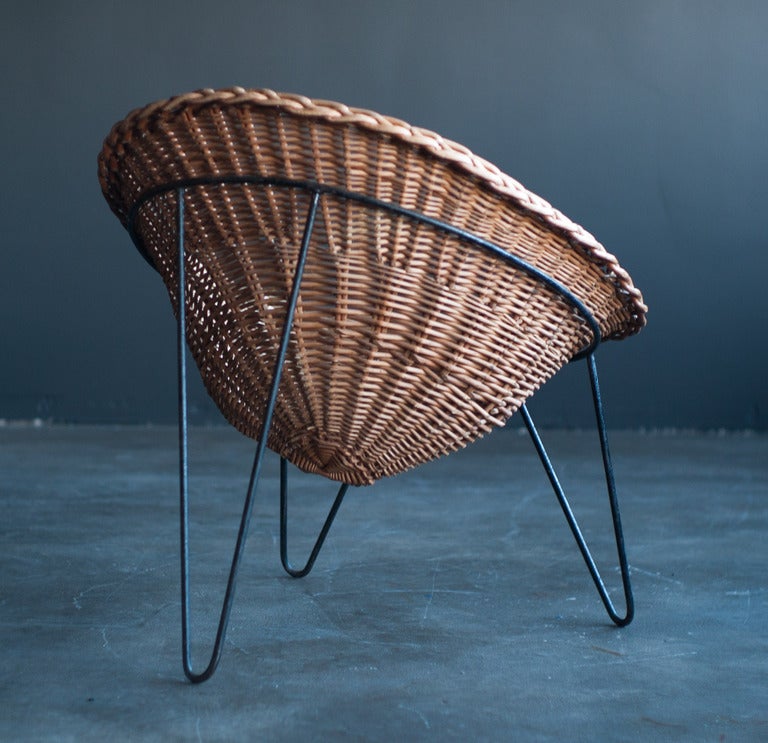 Wicker Lounge Chair in the Style of Mathieu Matégot In Fair Condition In Dronten, NL
