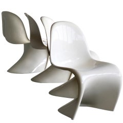 Weißer Panton-Stuhl, Erstausgabe