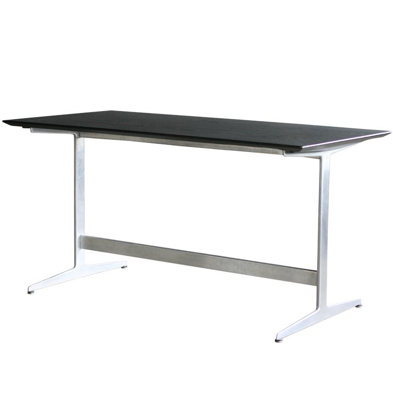 Arne Jacobsen Shaker Table for SAS Hotel Copenhagen