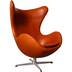 Egg Chair designed by Arne Jacobsen for Fritz Hansen
