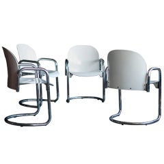 Set of 4 Dialogo armchairs designed by Afra & Tobia Scarpa for B&B Italia.