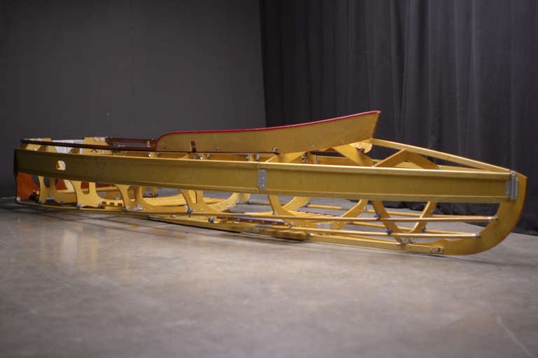 Klepper faltboot (folding boat), model Master.
A rowing/sailing boat but foremost an ingenious construction in wood.
Comes with beautifully crafted set of oars.
We also have the skin for the boat but we did not test it.
Great display