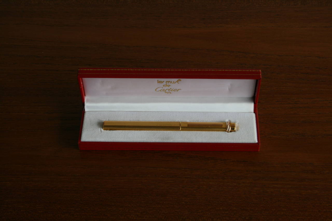 Stylish 1970s Cartier Gold Plate Lighter 1