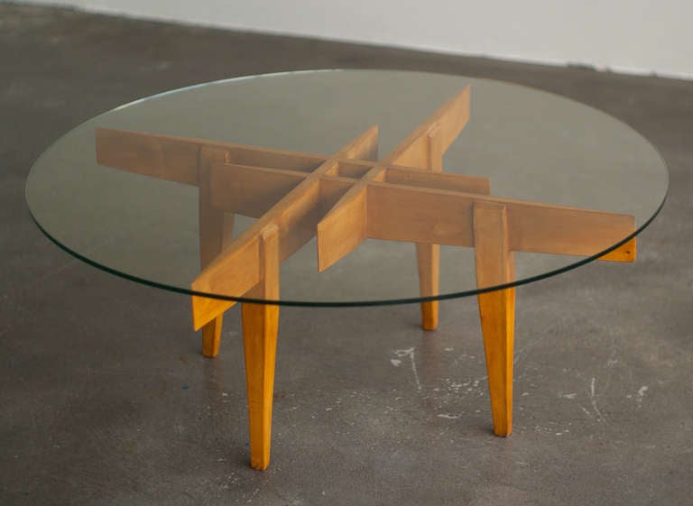 Gio Ponti 1950's Coffee Table In Maple With A Glass Top. 1