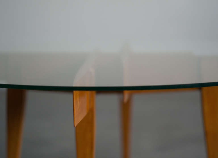 Gio Ponti 1950's Coffee Table In Maple With A Glass Top. 2