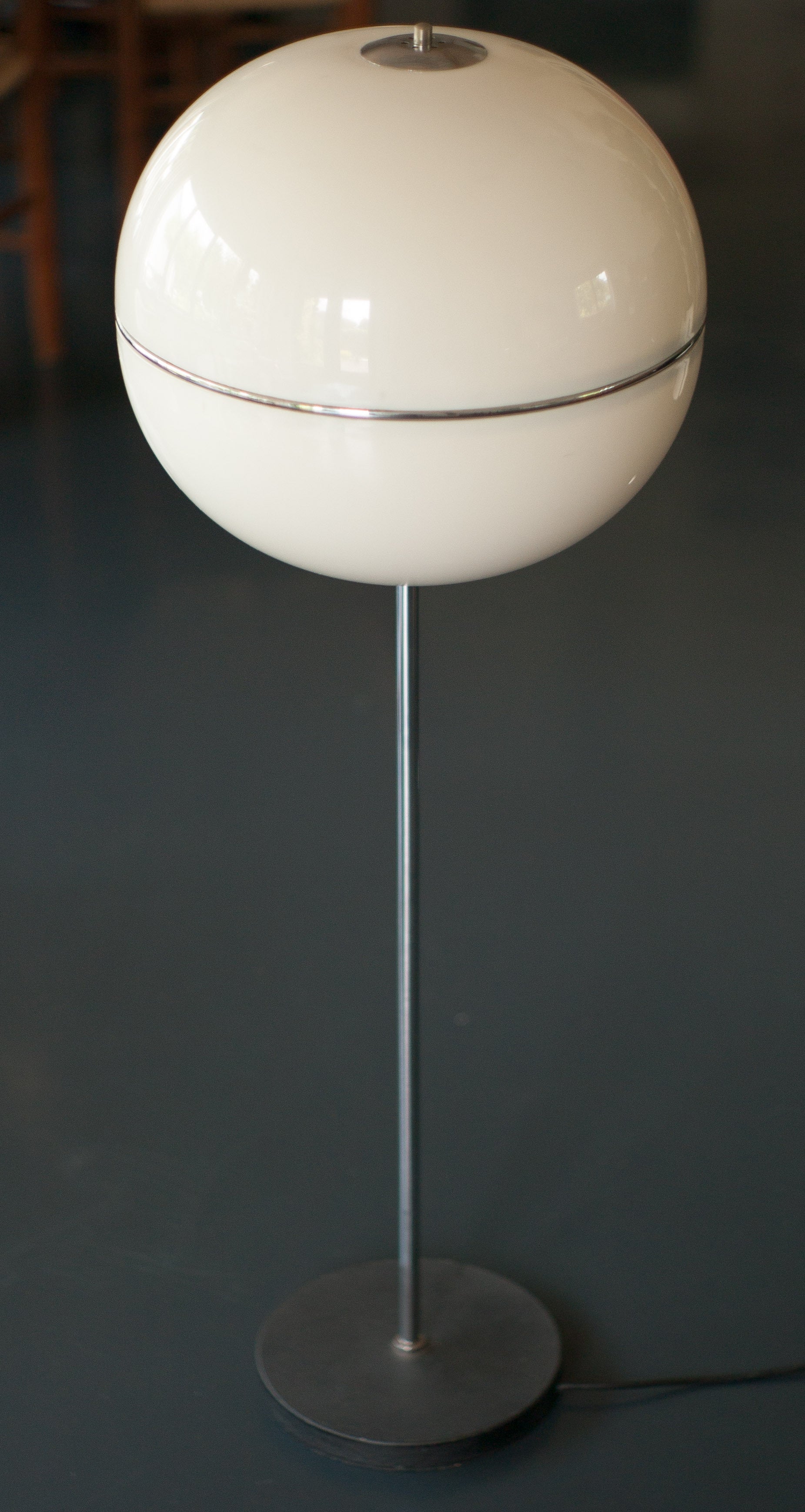 Rare 1960
s floor Lamp by Gio Ponti for Arredoluce