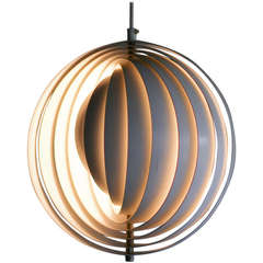 Original Mondlampe:: entworfen von Verner Panton im Jahr 1960