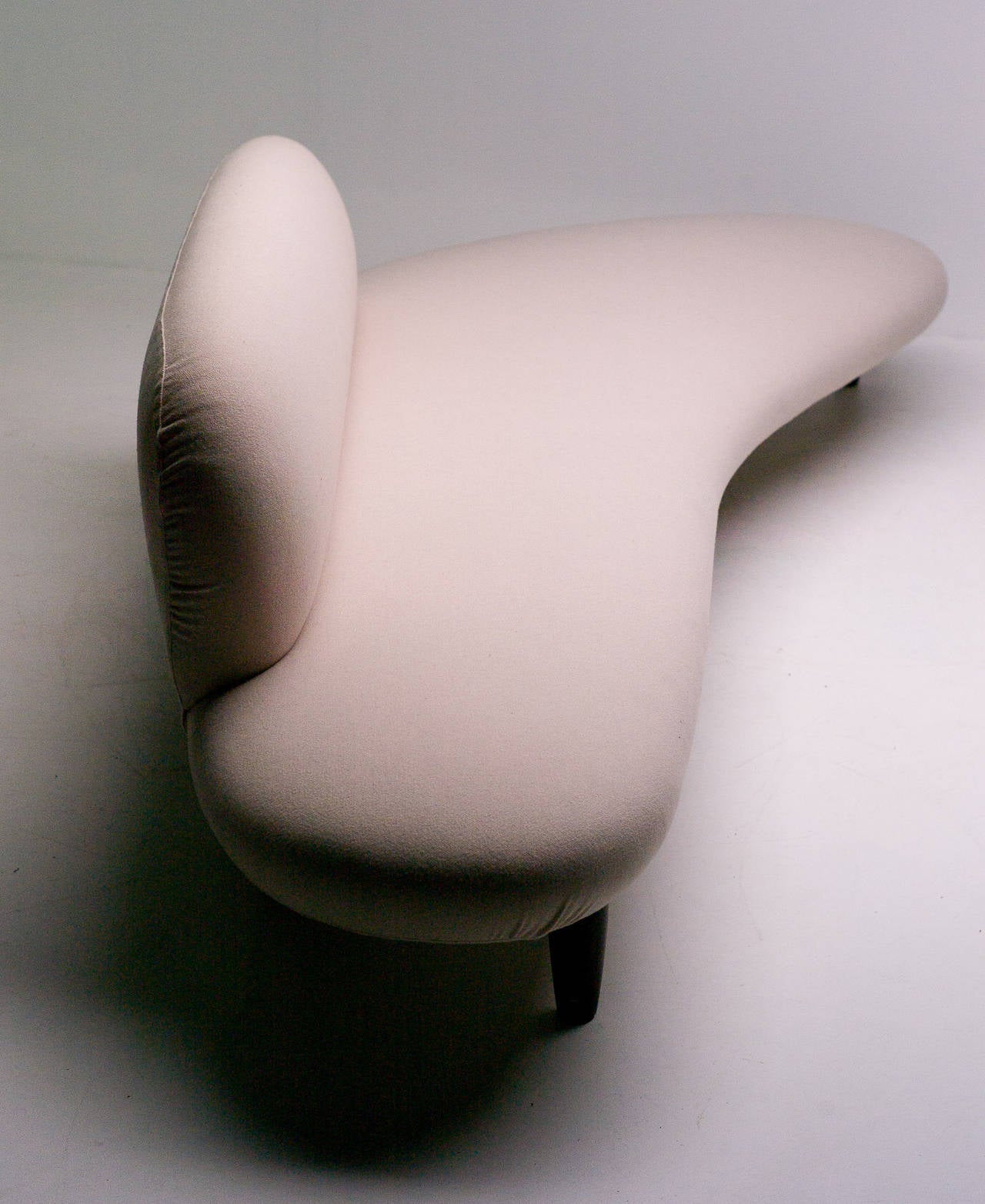 Mid-Century Modern Freeform sofa by Isamu Noguchi for Vitra