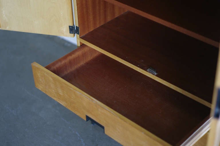Cees Braakman for Pastoe Japanese Series Cabinet over Drawers in Rare Birch In Good Condition In Dronten, NL