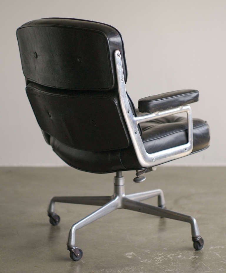 Time Life Executive Chair, Charles & Ray Eames for Herman Miller, 1977 In Good Condition In Dronten, NL