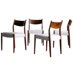 Set of 4 rosewood Niels O. Moller dining chairs.