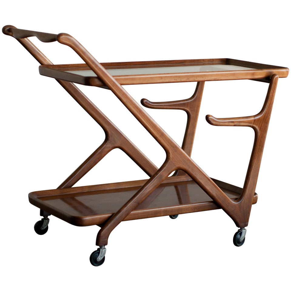 1950's tea trolley in walnut designed by Cesare Lacca for Cassina