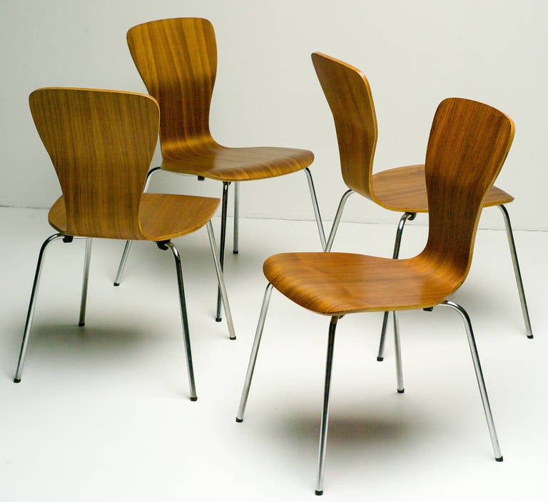 Scandinavian Modern Matching Set of Four Rare Nikke Chairs, Designed in 1958 by Tapio Wirkkala