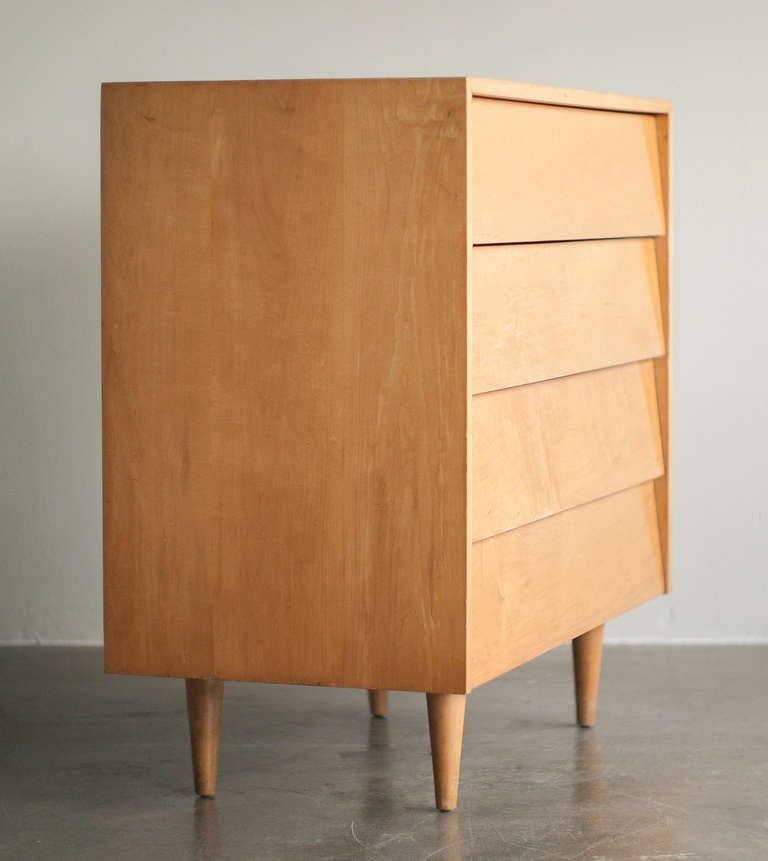 Mid-Century Modern Florence Knoll 1948 4-drawer dresser in birch
