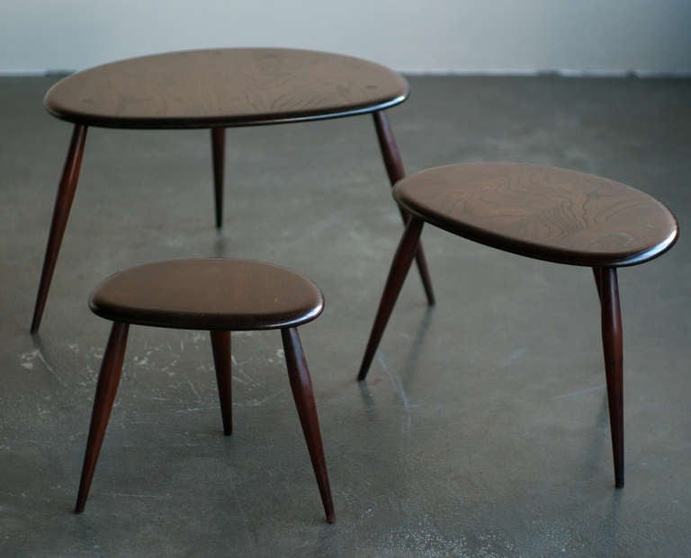 Mid-20th Century Set of Three Nesting Tables Designed in 1956 by Lucian Ercolani for Ercol