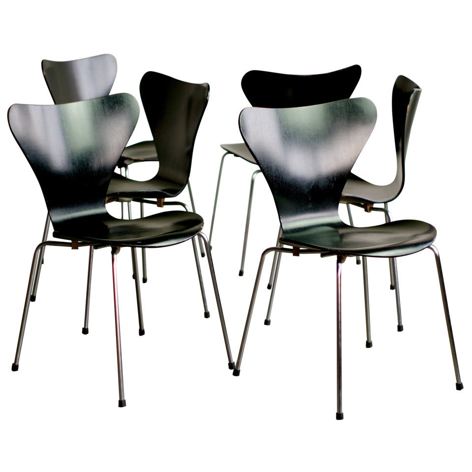 20 early Seven Series chairs, model 3107,  Arne Jacobsen For Fritz Hansen