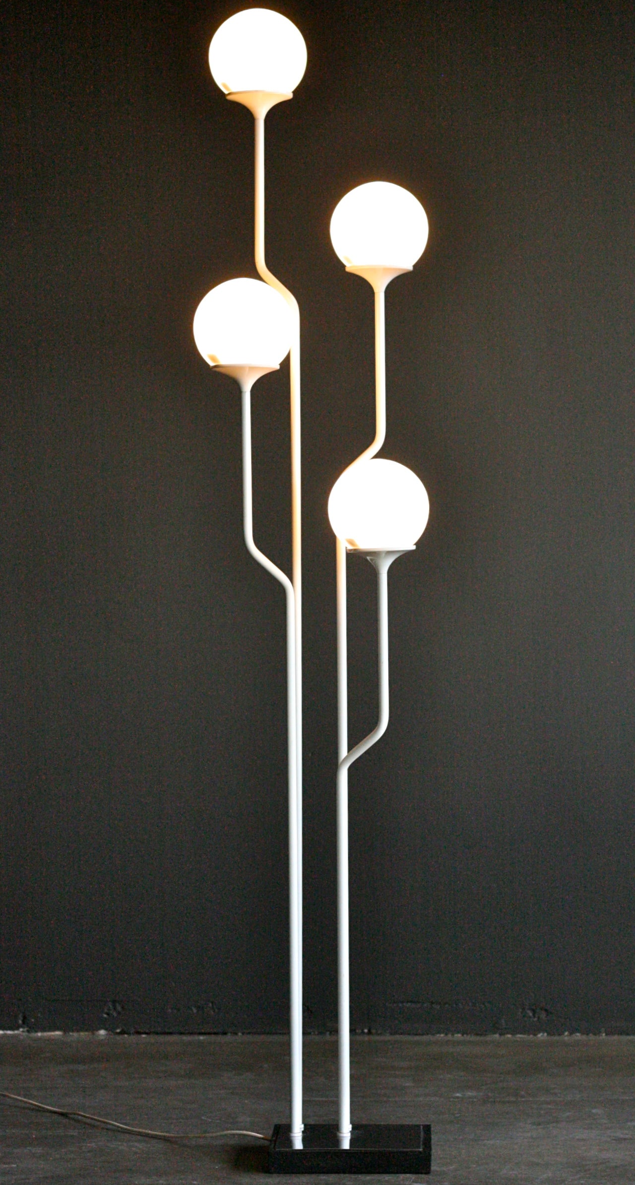 Reggiani Floor Lamp in White