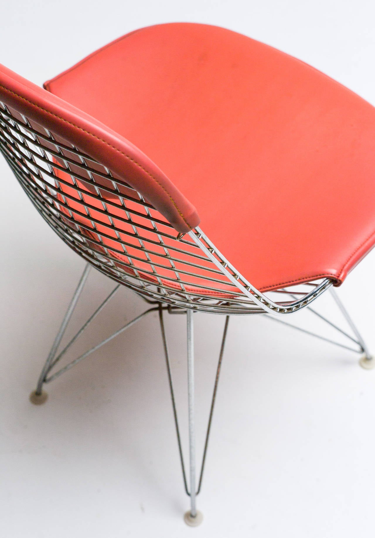 Mid-Century Modern Charles Eames for Herman Miller DKR wire chair with original Naugahyde bikini.