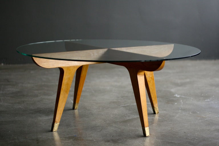 Important Gio Ponti Oak And Brass Coffee Table, Gio Ponti Estate, Documented. In Excellent Condition In Dronten, NL