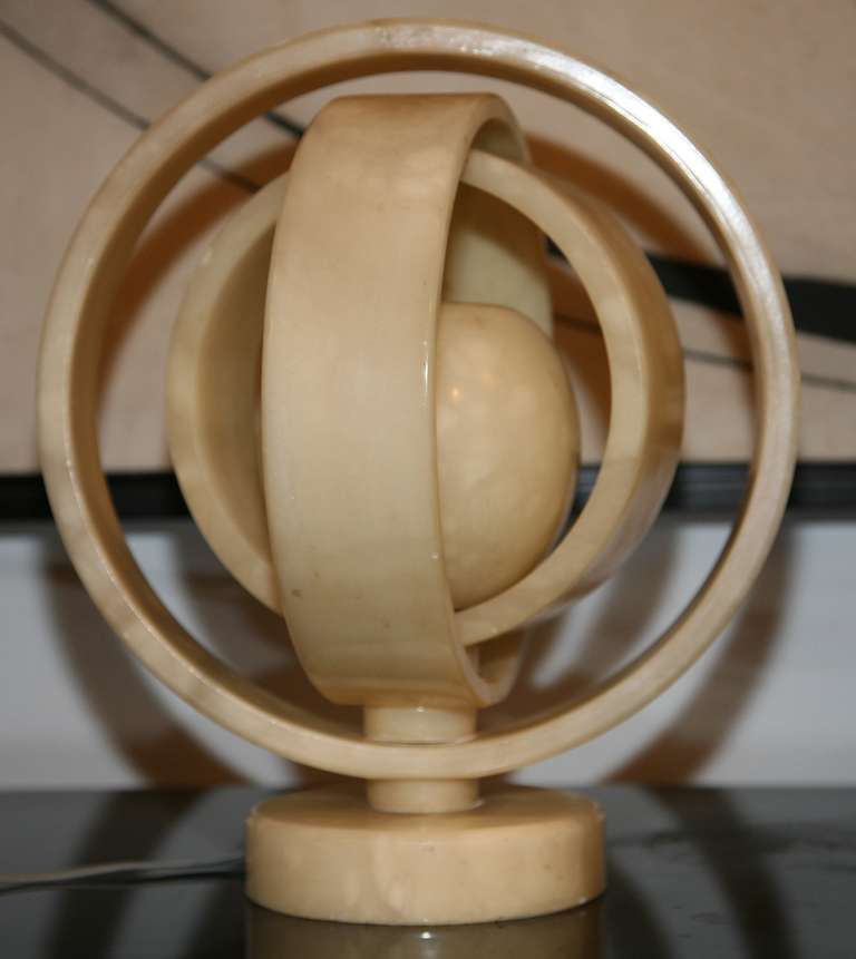 Italian Circular Alabaster Table Lamp For Sale