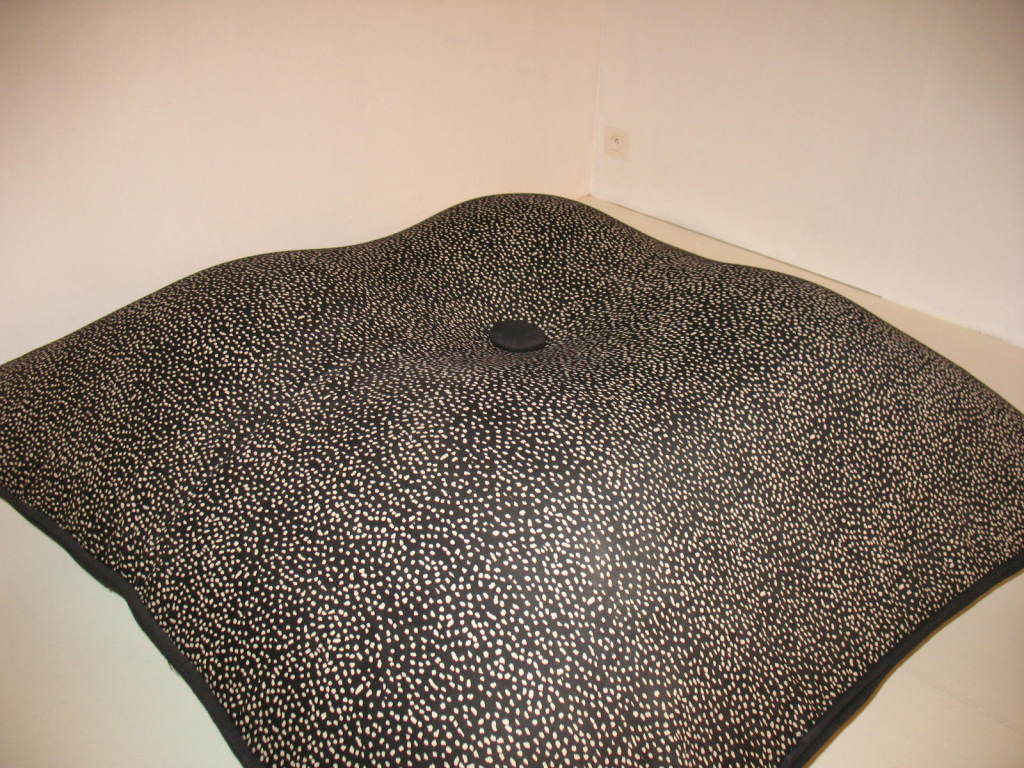 polyester floor cushion designed to seat
One of the most extremely difficult to find pieces of Gufram
