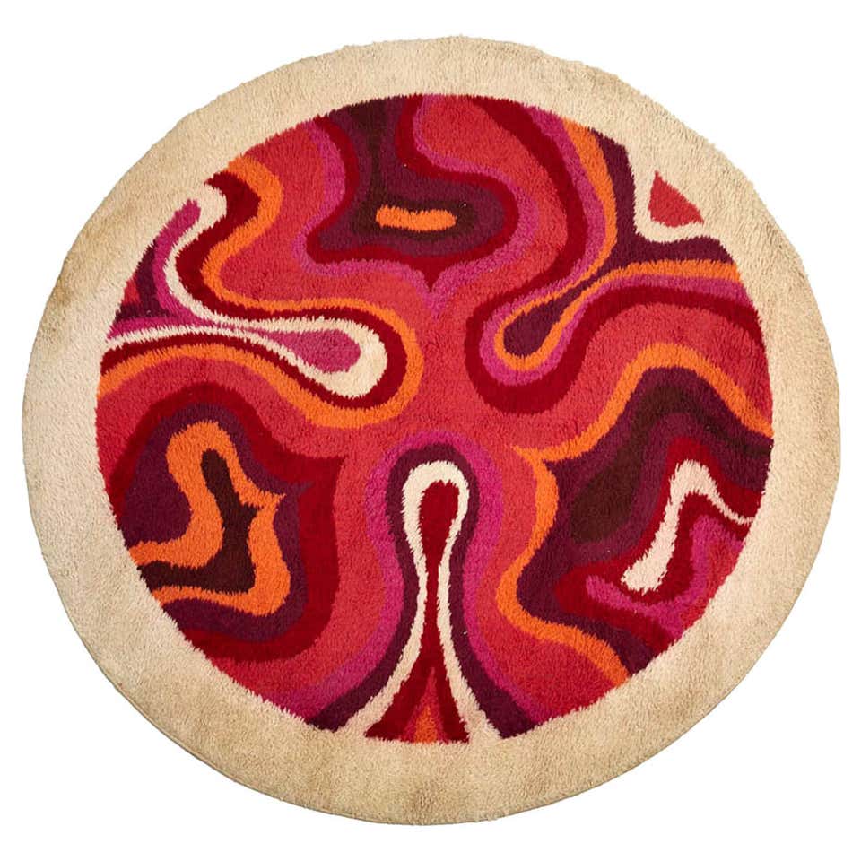 60s Rug Round Op-Art Rug at 1stDibs | op art rugs, 60s rug