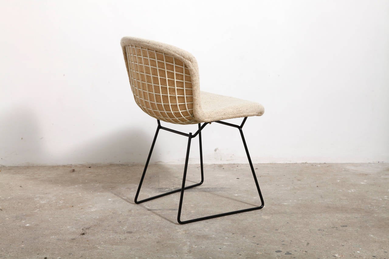 Set of Four Black Wire Chairs by Harry Bertoia for Knoll In Excellent Condition In Antwerp, BE