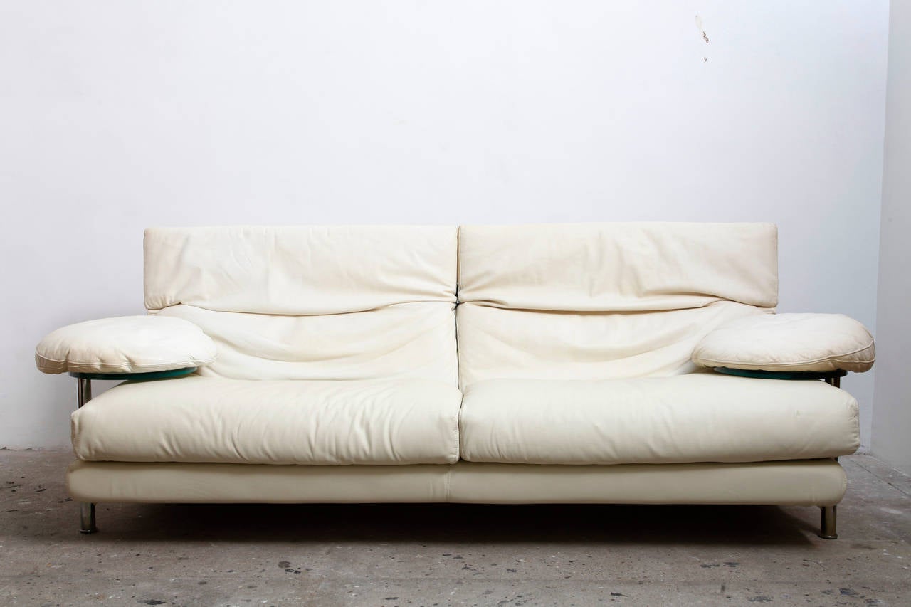 arca vintage brown sofa