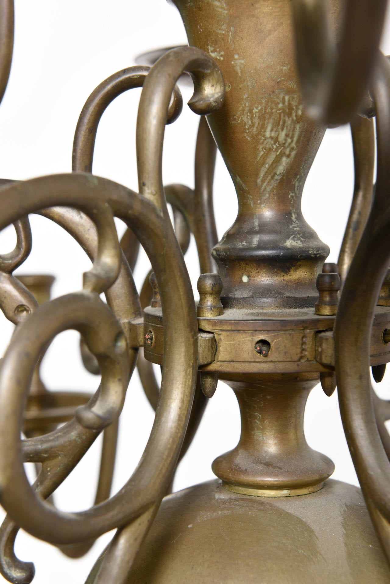 Dutch Bronze Twelve-Arm Candle Holder Chandelier, 18th Century In Excellent Condition In Antwerp, BE