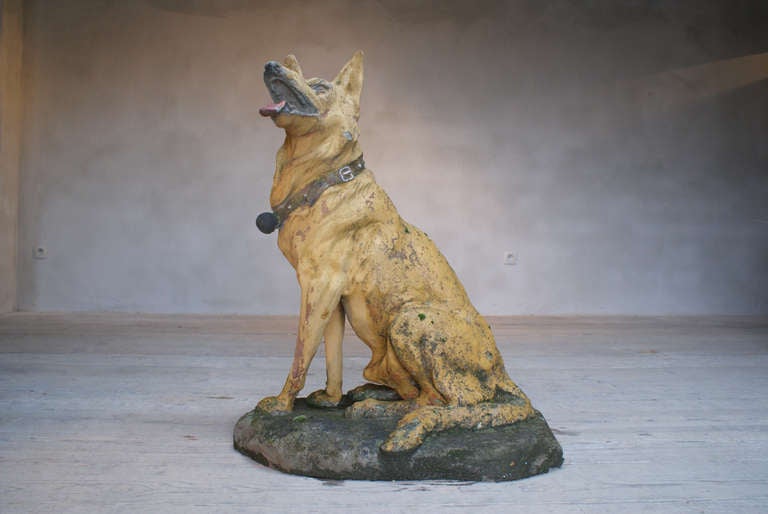 Decorative Casted Stone Garden Dog