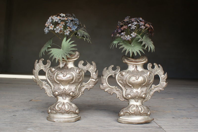 19th Century Altar Urns With a Heart and a Bouquet