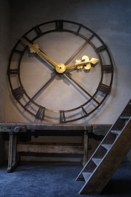 Impressive Skeleton Clock-Face