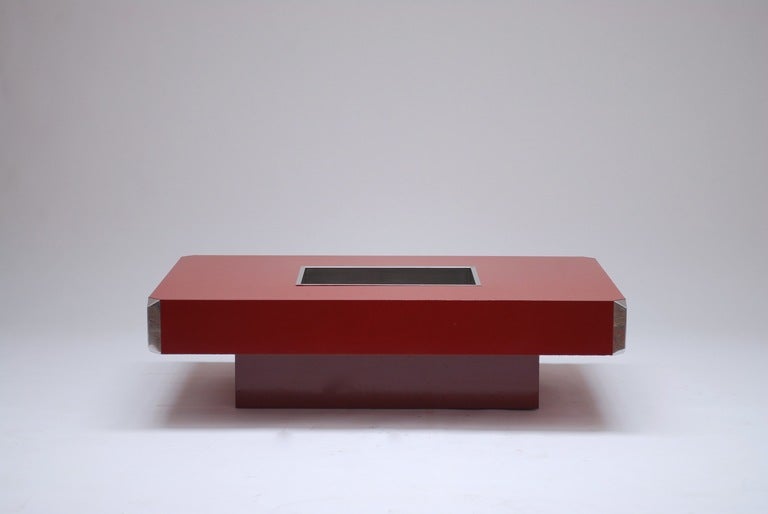 Late 20th Century 1970's Elegant Coffee Table By Willy Rizzo