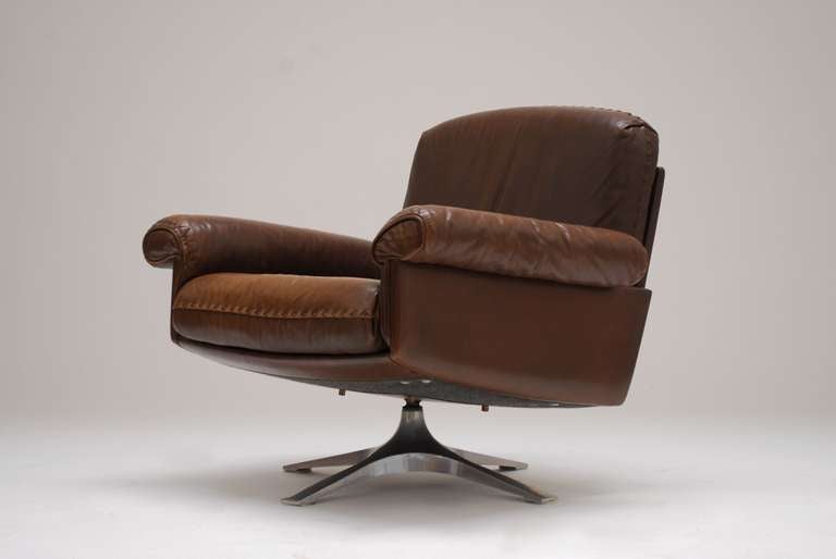 1970s Brown Leather De Sede DS 31 Sofa and Swivel Club Chair 4
