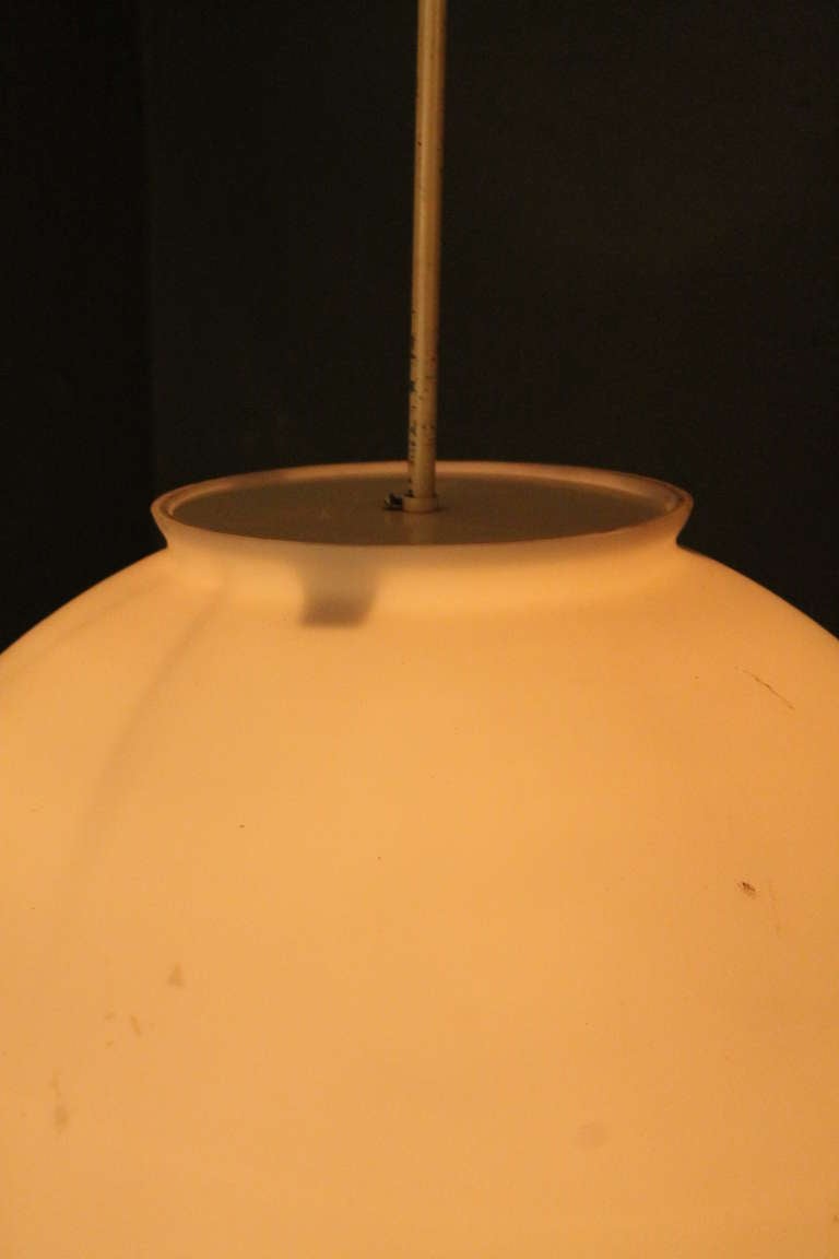 7 XXL Glass Globes Lamps by RAAK, Holland, 1960s In Good Condition For Sale In Antwerp, BE