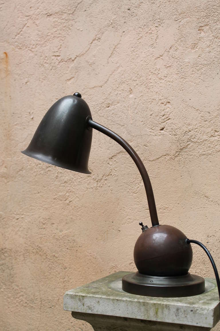 A stunning Ball Art Deco Table or desk  Lamp by  Daalderop , Giso
Holland 1930s

Very nice and good original conditon with great patine 
rewired also for US use