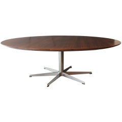 Arne Jacobsen Coffee table  57" Ø