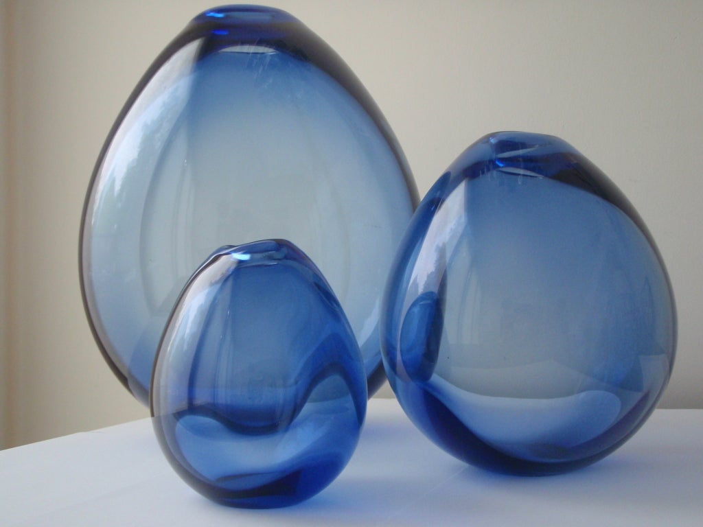 Danish Per Lütken Holmegaard Group Of 3 Sapphire Blue Dråbe Drop Vases