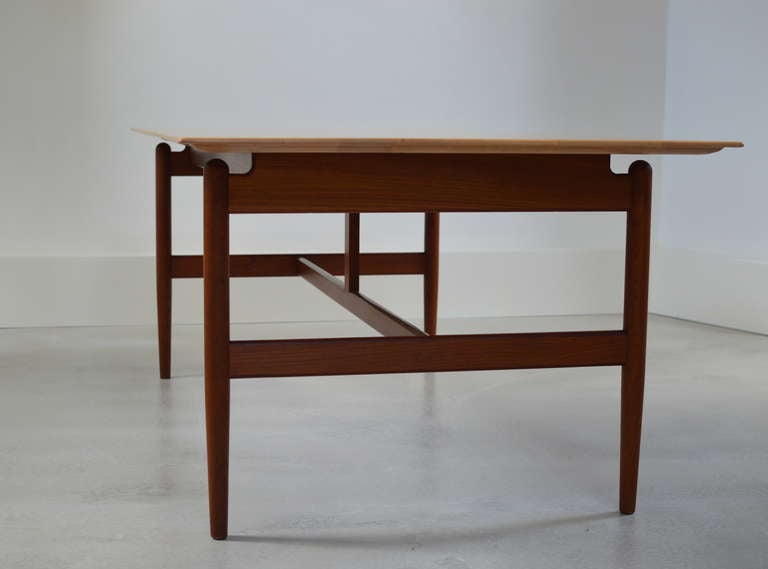 Finn Juhl Desk or Work Table with Brass Detailed Stretcher In Excellent Condition In Utrecht, NL