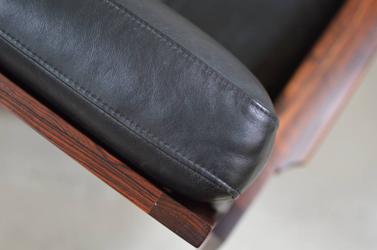 Rosewood & Black Leather Sofa by Illum Wikkelso for N. Eilersen 3